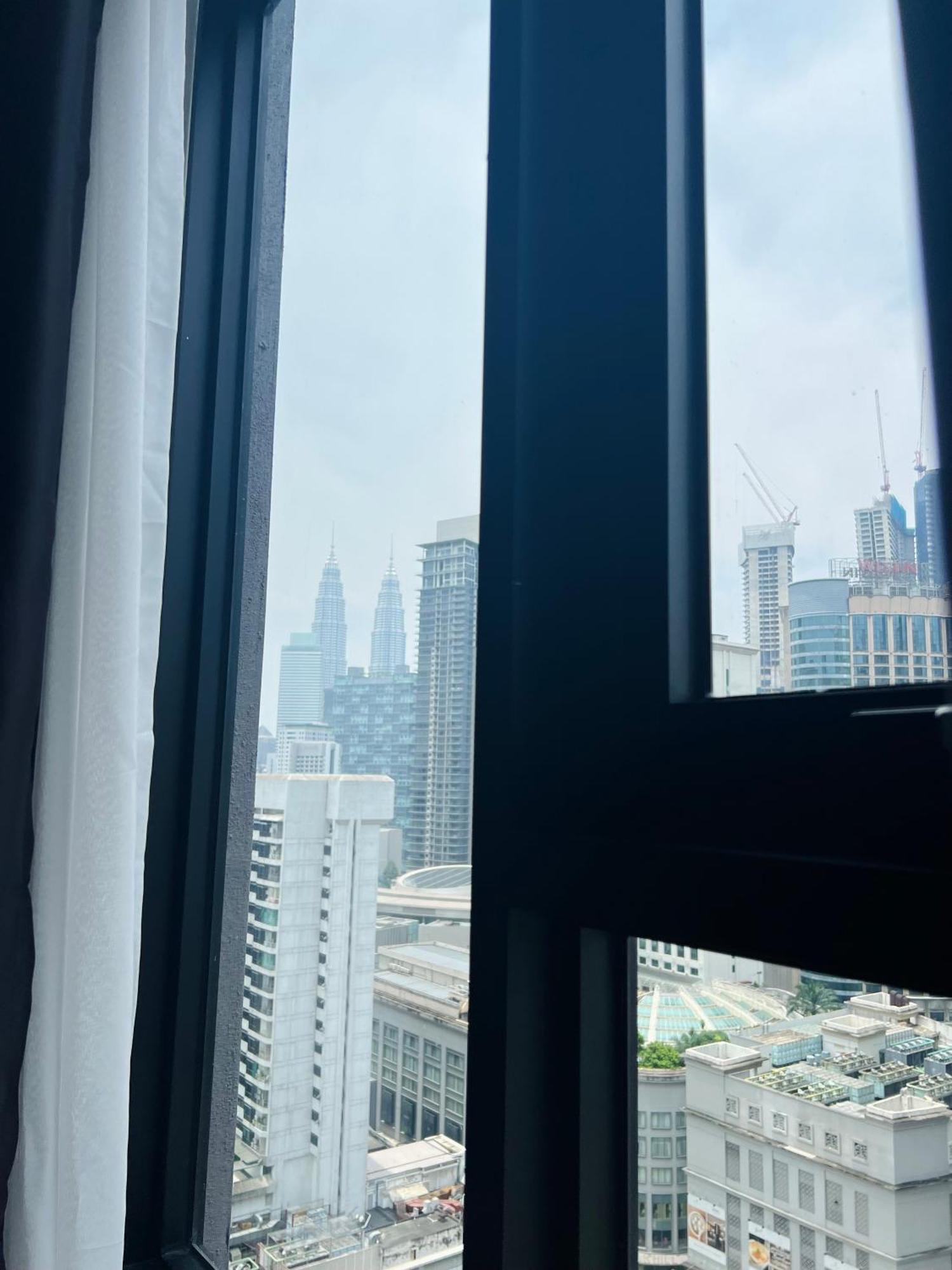Axon Klcc By Jd * Kuala Lumpur